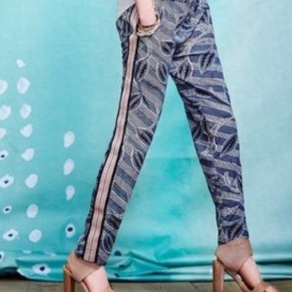 Anthropologie Hei Hei Lourinha Leaf Print Jogger Pants size Medium - Picture 6 of 9